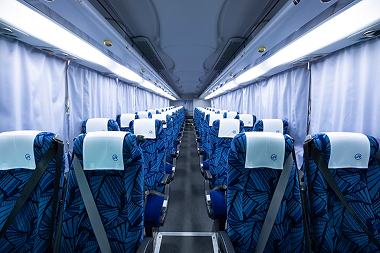 シート配置（4列シート車両）